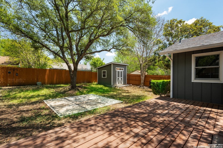 Photo 24 of 28 - 13930 Chisom Creek St, San Antonio, TX 78249