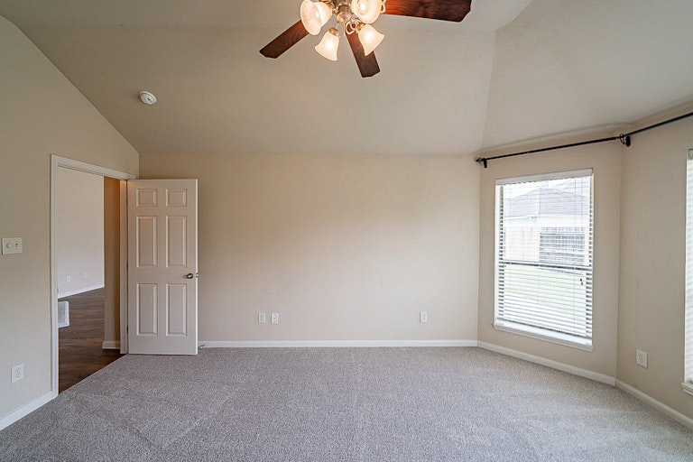Photo 26 of 37 - 14727 Fountain Stone Ln, Humble, TX 77396