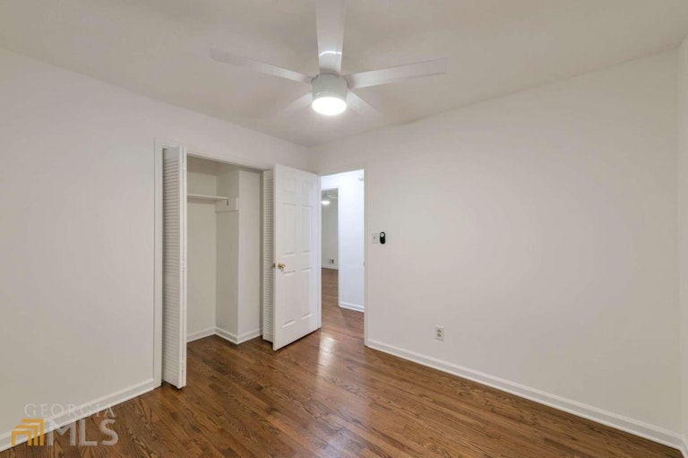 Photo 15 of 16 - 1113 Seven Springs Cir, Marietta, GA 30068