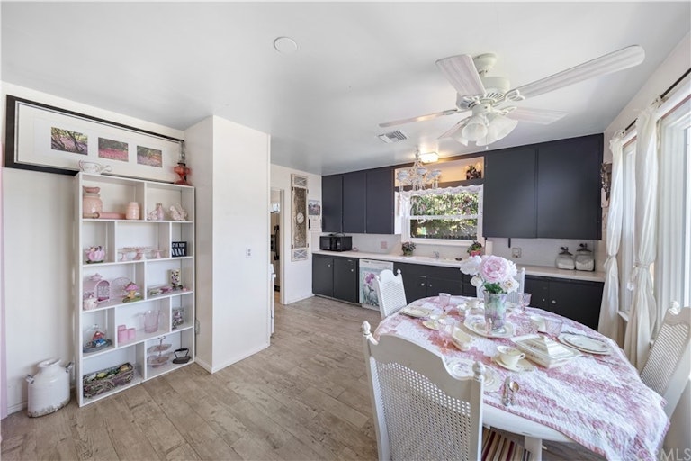 Photo 12 of 38 - 34273 Avenue E, Yucaipa, CA 92399