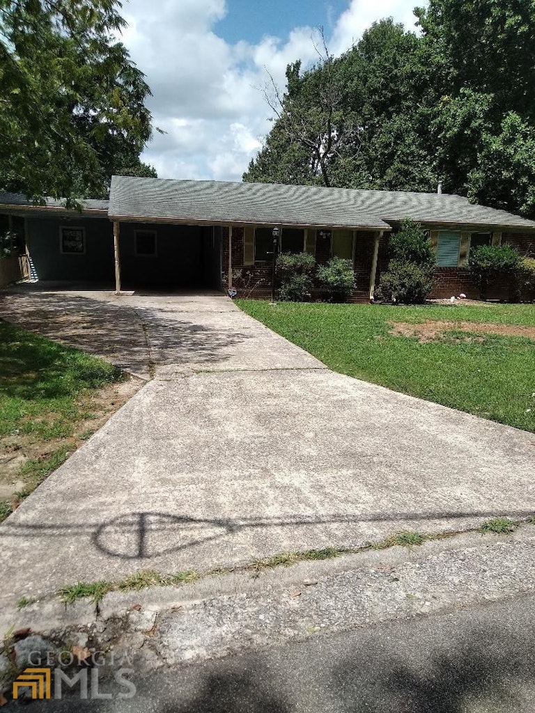 Photo 1 of 2 - 5453 Deerfield Trl, Atlanta, GA 30349