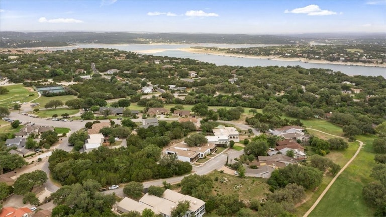 Photo 33 of 34 - 411 Seawind, Lakeway, TX 78734
