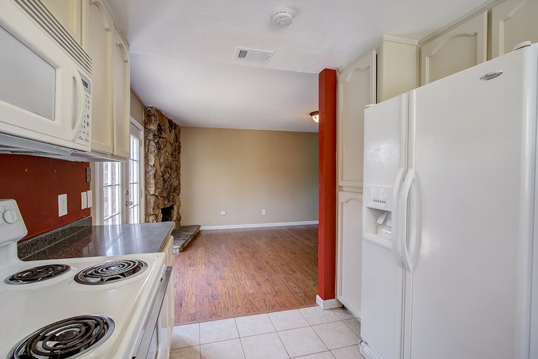 Photo 25 of 35 - 8208 Newbridge Way, Citrus Heights, CA 95610