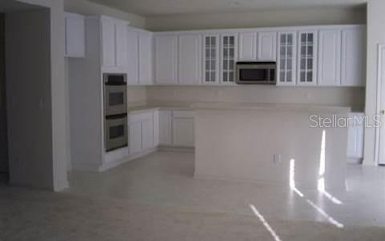 Photo 3 of 5 - 6 Angela Dr, Palm Coast, FL 32164