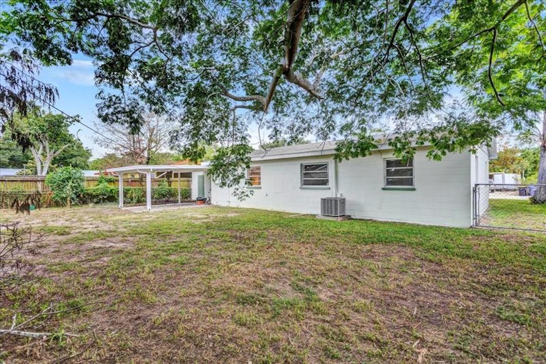 Photo 18 of 19 - 1822 Moose Dr, Lakeland, FL 33801
