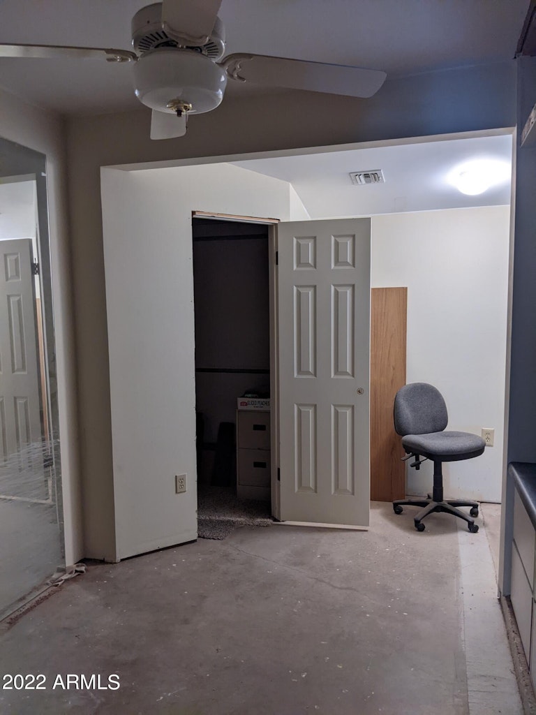 Photo 21 of 33 - 445 N Temple St, Mesa, AZ 85203