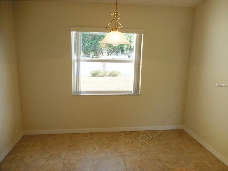 Photo 13 of 22 - 7310 Huntington Summit Blvd, Lakeland, FL 33810