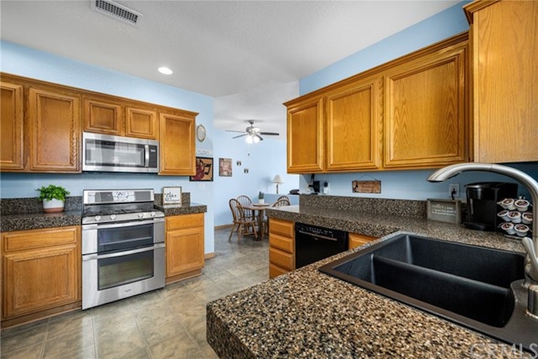 Photo 17 of 41 - 5440 Ryan Dr, Yorba Linda, CA 92887