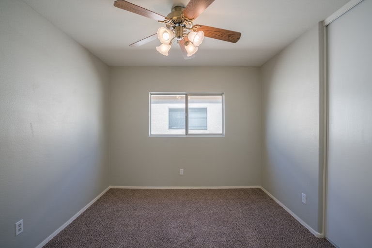 Photo 18 of 26 - 11819 W Ester Dr, El Mirage, AZ 85335