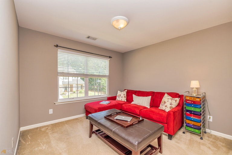Photo 27 of 61 - 11 Rockridge Dr, Newnan, GA 30265