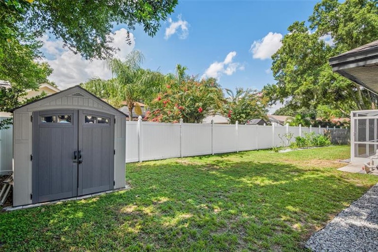Photo 43 of 50 - 1719 Woodpond Way, Lutz, FL 33559