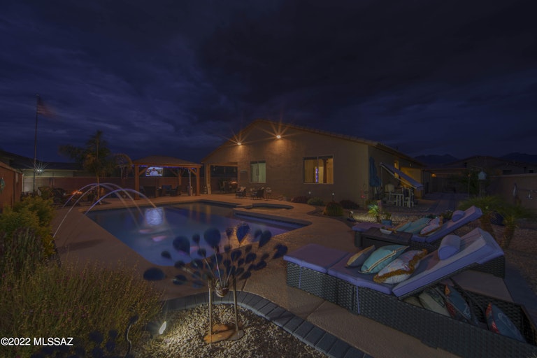 Photo 32 of 41 - 1501 E Lower Mine Ln, Sahuarita, AZ 85629