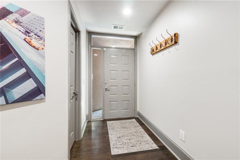 Photo 12 of 29 - 1467 Monroe Dr NE #4, Atlanta, GA 30324