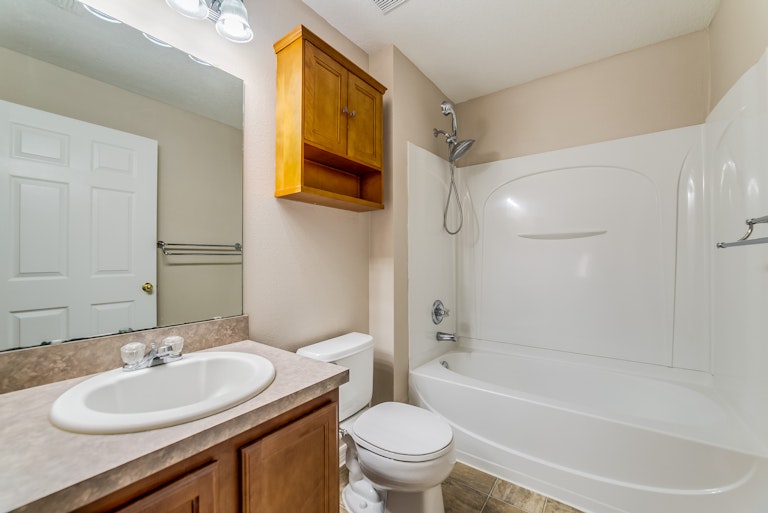 Photo 19 of 20 - 14746 Royal Poinciana Dr, Orlando, NC 32828