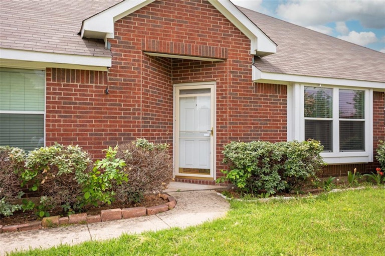 Photo 19 of 22 - 1603 Myrtle Dr, Little Elm, TX 75068