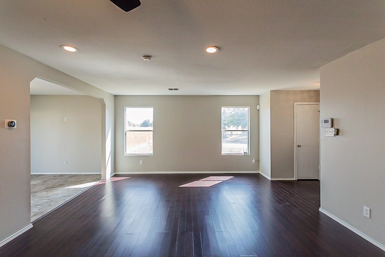 Photo 9 of 20 - 8130 Willow Country, San Antonio, TX 78254