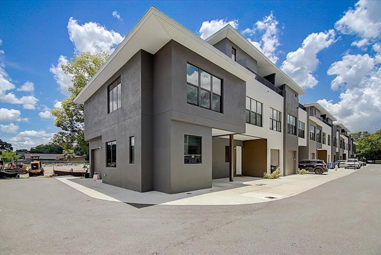 Photo 37 of 42 - 8723 Palm Ranches Pl, Tampa, FL 33614