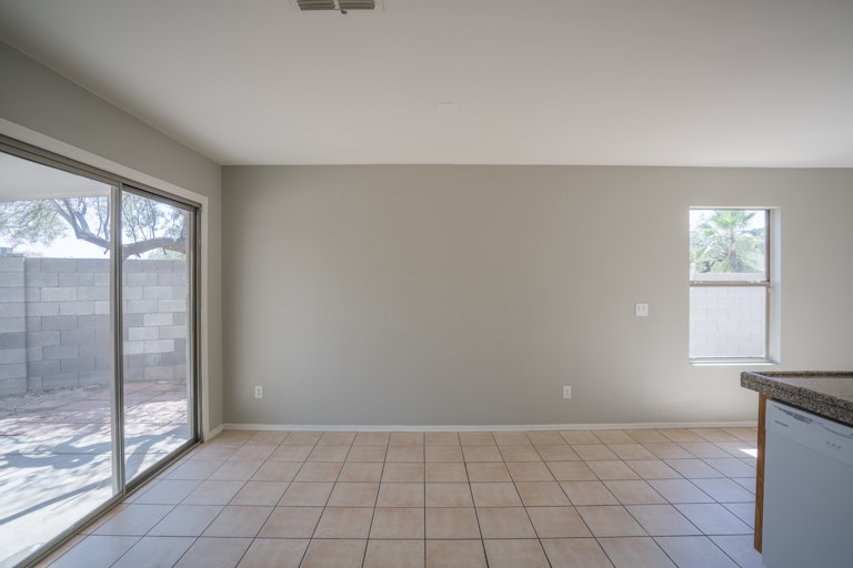 Photo 7 of 26 - 11819 W Ester Dr, El Mirage, AZ 85335