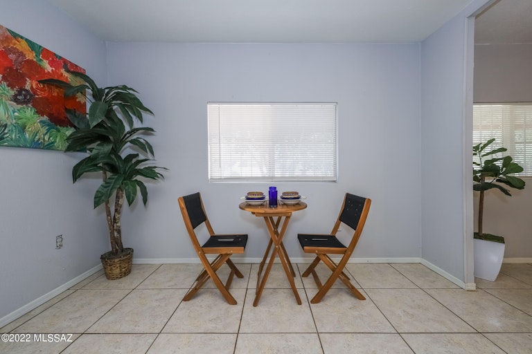 Photo 11 of 23 - 10151 S Green Dr, Tucson, AZ 85756