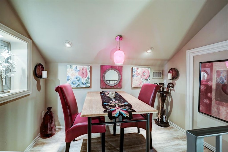 Photo 22 of 36 - 1518 Pine Chase Dr, Houston, TX 77055