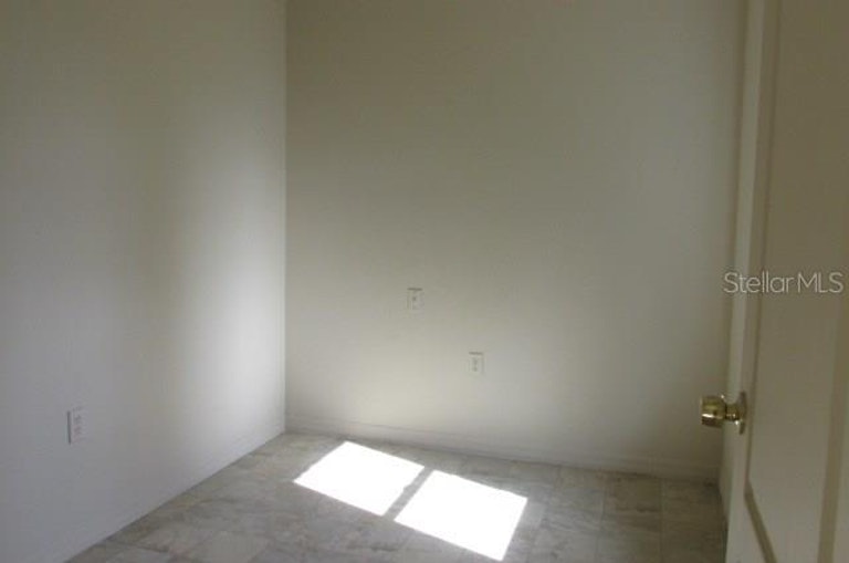 Photo 8 of 9 - 217 Ann Ave, Dundee, FL 33838