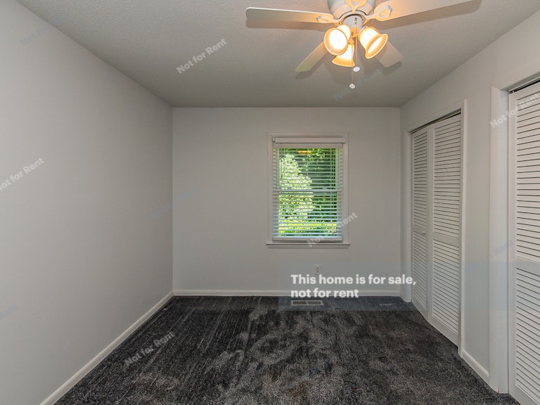 Photo 17 of 22 - 5304 Olive Rd, Raleigh, NC 27606