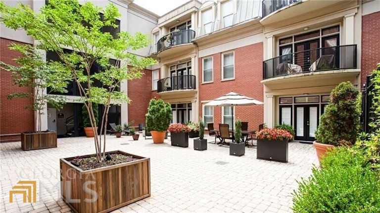 Photo 32 of 37 - 560 Dutch Valley Rd NE #2212, Atlanta, GA 30324