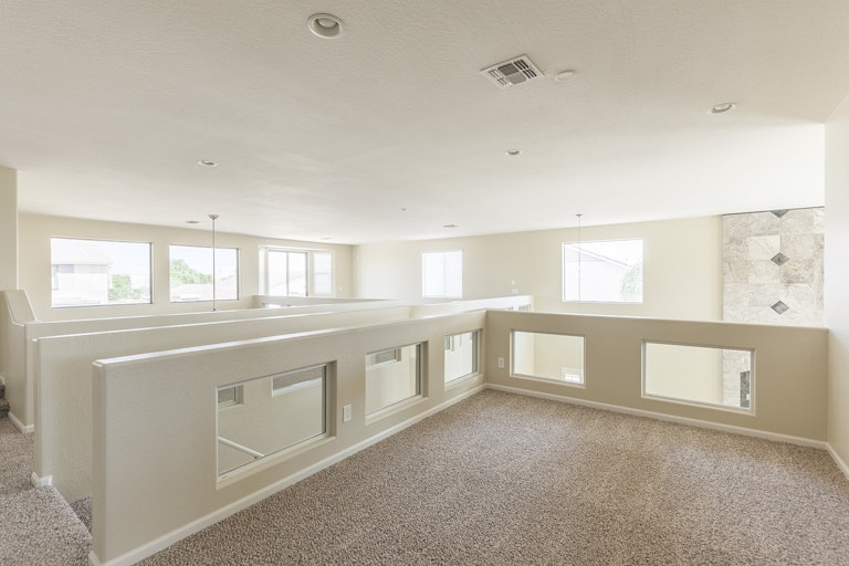 Photo 12 of 29 - 15844 W Desert Mirage Dr, Surprise, AZ 85379
