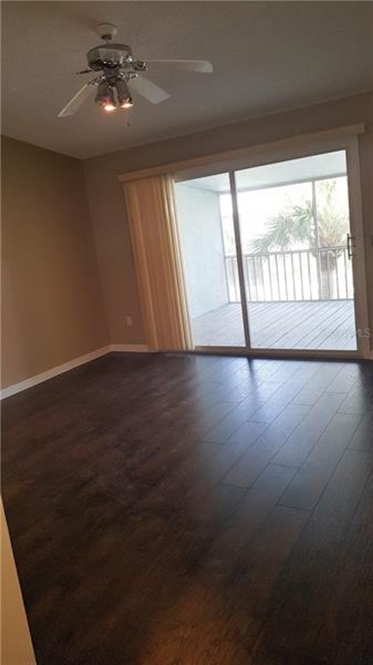 Photo 16 of 22 - 737 Pinellas Bayway S #207, Saint Petersburg, FL 33715