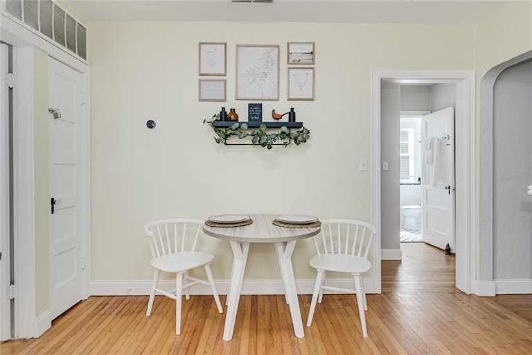 Photo 17 of 43 - 725 S Rushing Ave, Lakeland, FL 33801