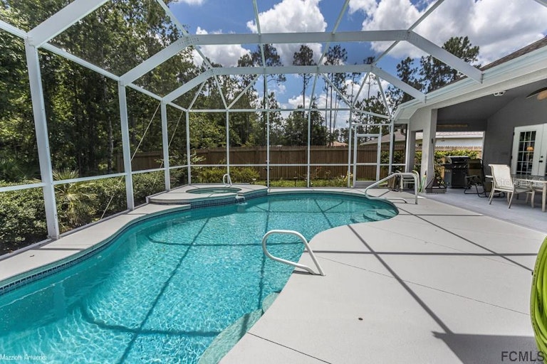 Photo 15 of 29 - 47 Kashmir Trl, Palm Coast, FL 32164