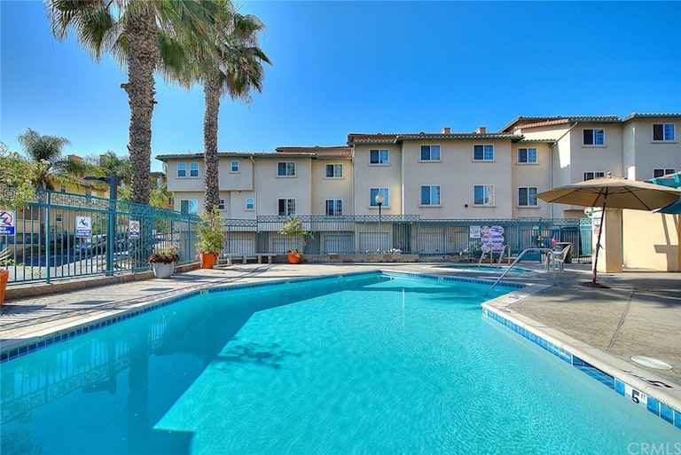 Photo 9 of 57 - 3711 Baldwin St #708, Los Angeles, CA 90031