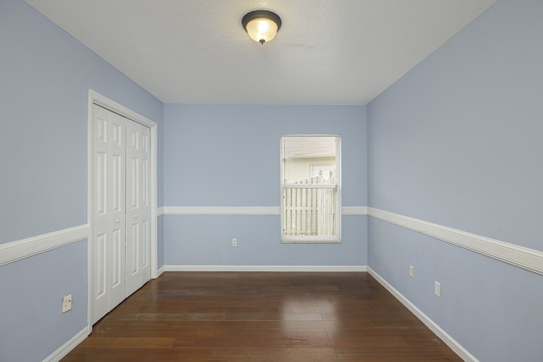 Photo 7 of 16 - 29725 Fog Hollow Dr, Wesley Chapel, FL 33543