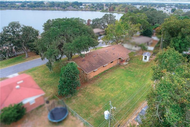 Photo 21 of 25 - 630 Candyce Ave, Lakeland, FL 33815
