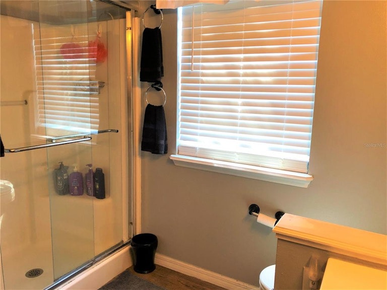 Photo 28 of 38 - 738 W Hogle Ave, Deland, FL 32720
