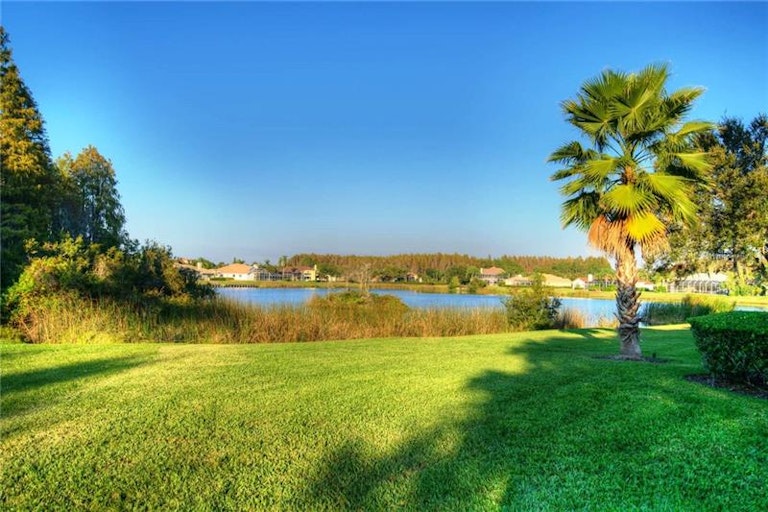 Photo 22 of 25 - 18630 Avenue Capri, Lutz, FL 33558