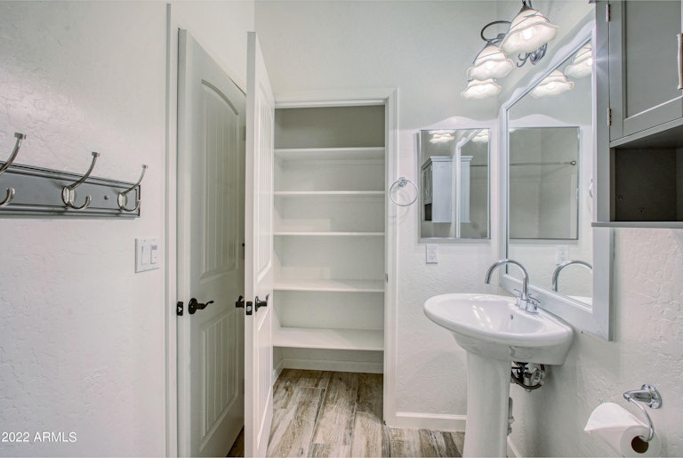 Photo 34 of 44 - 10425 E Bonnell St, Apache Junction, AZ 85120