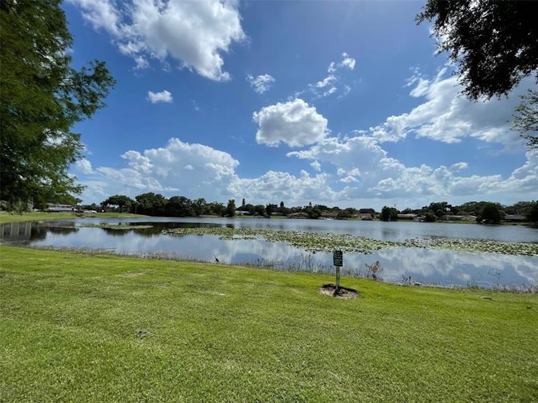 Photo 23 of 24 - 910 Lake Destiny Rd Unit C, Altamonte Springs, FL 32714