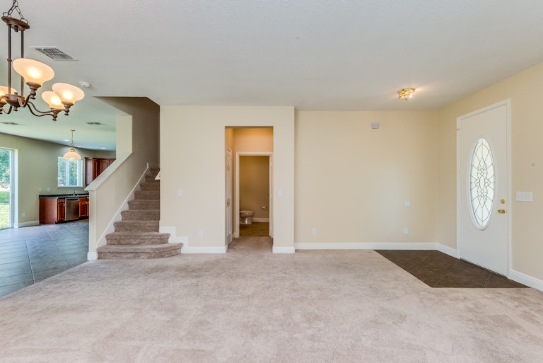 Photo 6 of 25 - 15334 Galbi Dr, Orlando, FL 32828