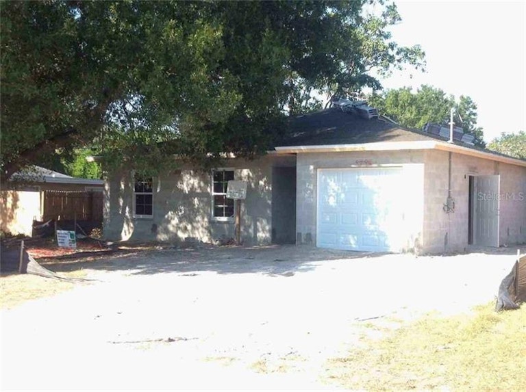 Photo 1 of 1 - 5285 47th Ave N, Saint Petersburg, FL 33709