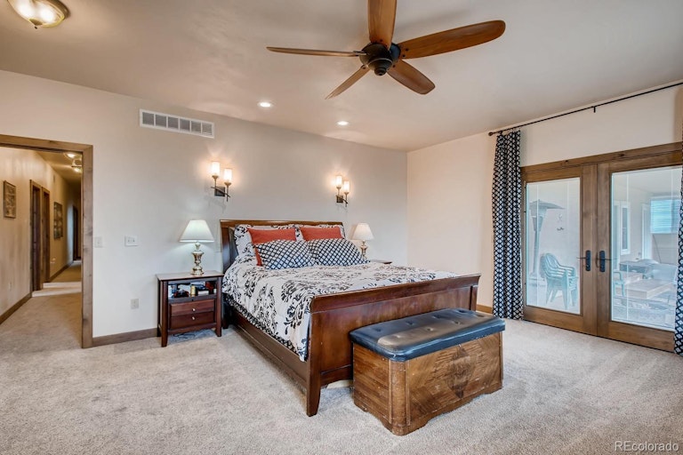 Photo 17 of 38 - 6233 Lake Gulch Rd, Castle Rock, CO 80104