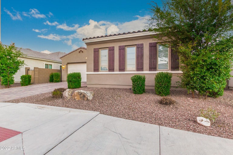 Photo 8 of 47 - 9731 W Foothill Dr, Peoria, AZ 85383
