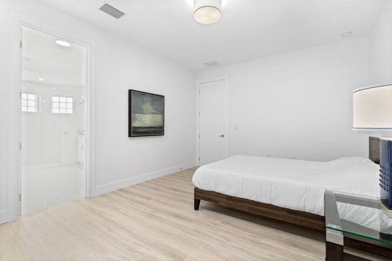 Photo 17 of 25 - 5154 Sunnyvale Rd, North Port, FL 34288