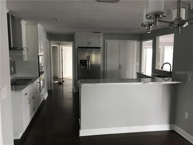 Photo 4 of 17 - 3828 Cheverly Dr W, Lakeland, FL 33813