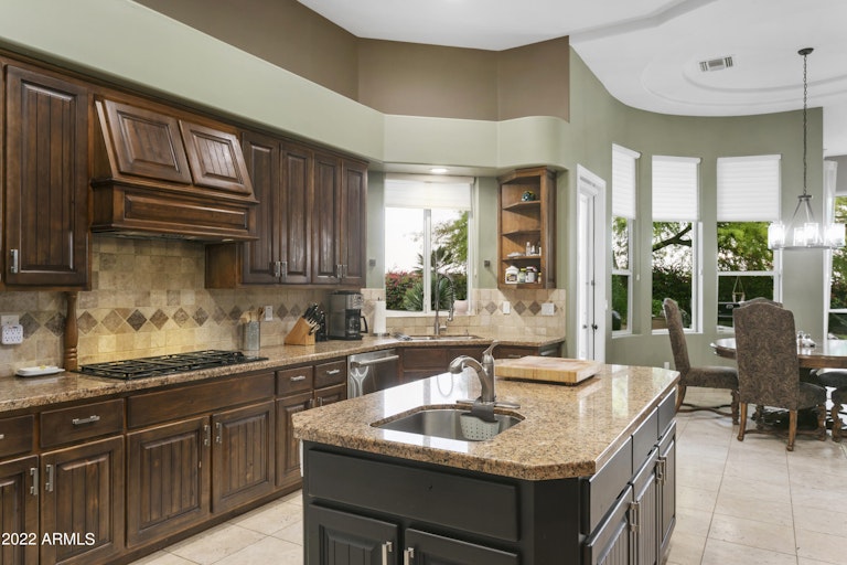 Photo 7 of 48 - 12247 E Mary Katherine Dr, Scottsdale, AZ 85259