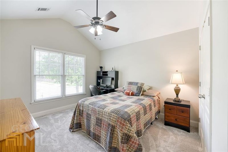 Photo 34 of 71 - 6021 Stillwater Pl, Flowery Branch, GA 30542