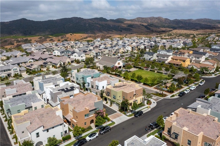 Photo 44 of 75 - 131 Alienta Ln, Rancho Mission Viejo, CA 92694