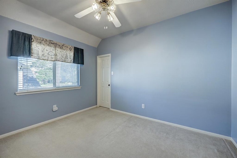 Photo 32 of 44 - 12003 Wynmar Ln, Cypress, TX 77429