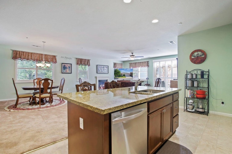 Photo 13 of 39 - 953 Fermoy Way, Galt, CA 95632