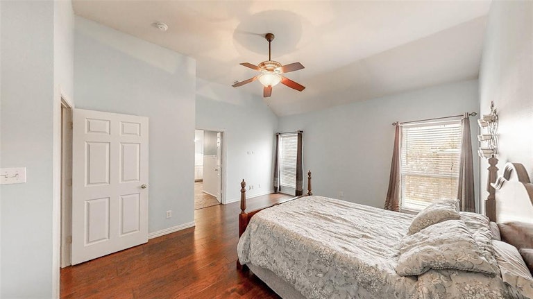Photo 20 of 34 - 1800 Tara Ct, Flower Mound, TX 75028